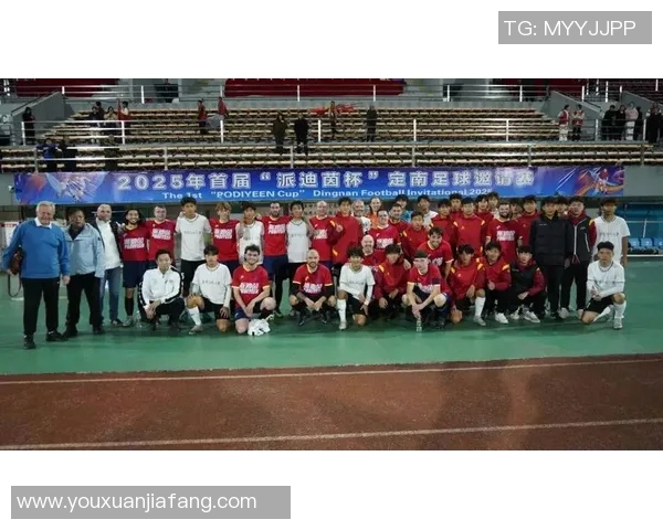 天下足球贝带你领略全球足球盛宴与精彩瞬间的完美结合